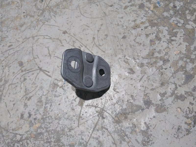 Ответная часть замка двери