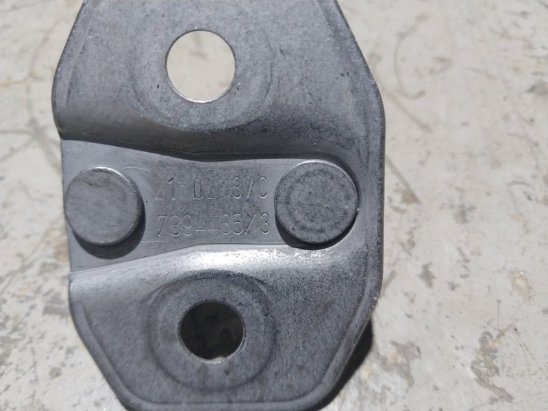 Ответная часть замка двери