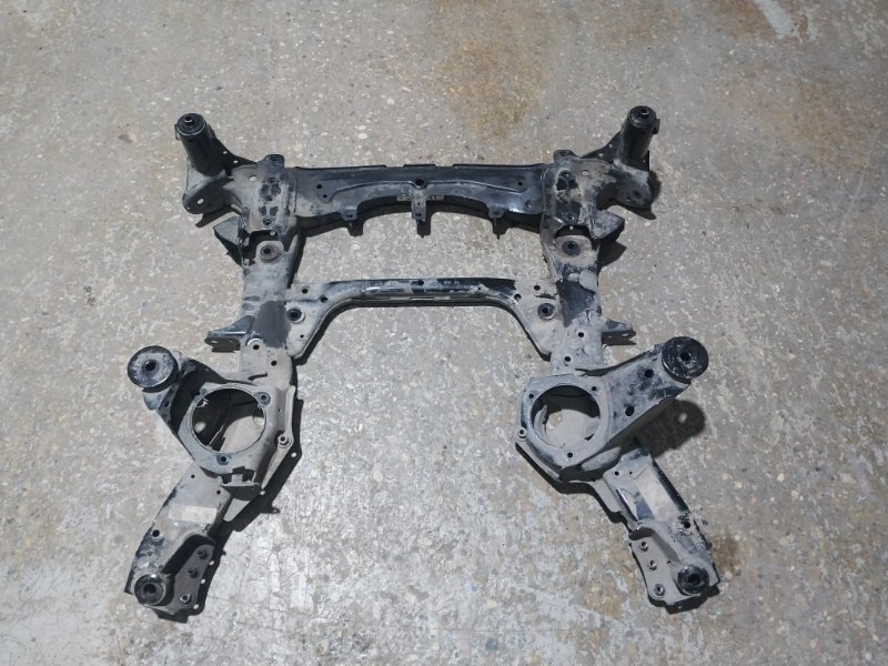 Балка подмоторная