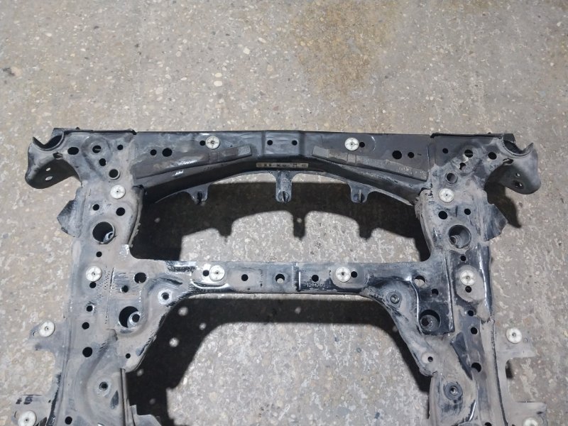 Балка подмоторная