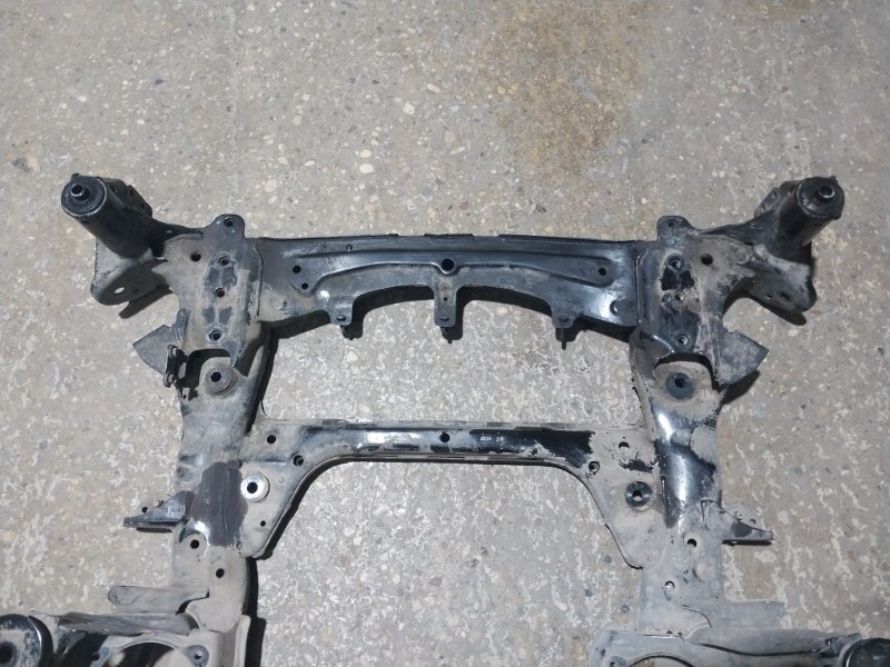 Балка подмоторная