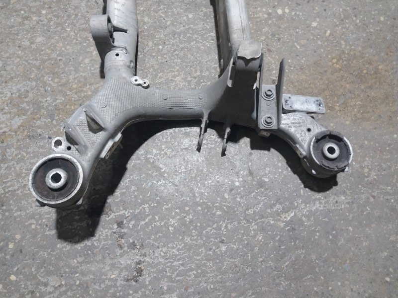 Балка задняя