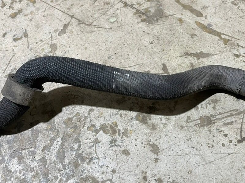 Шланг системы охлаждения