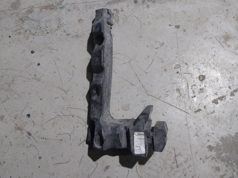 Наполнитель переднего бампера