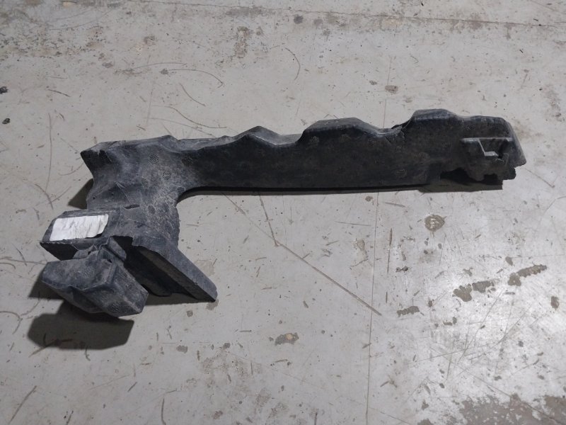 Наполнитель переднего бампера