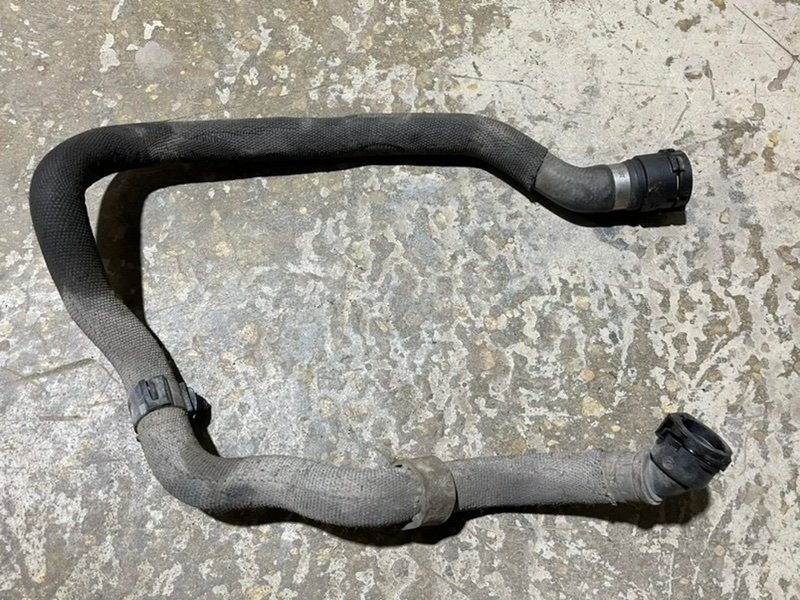 Шланг системы охлаждения