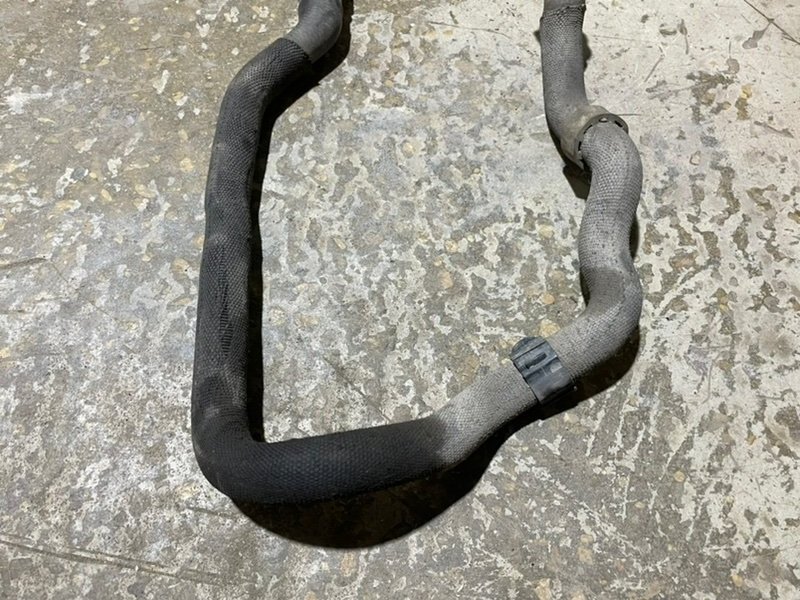 Шланг системы охлаждения