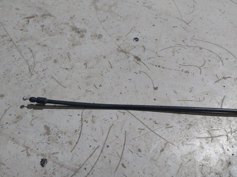 Трос открывания капота