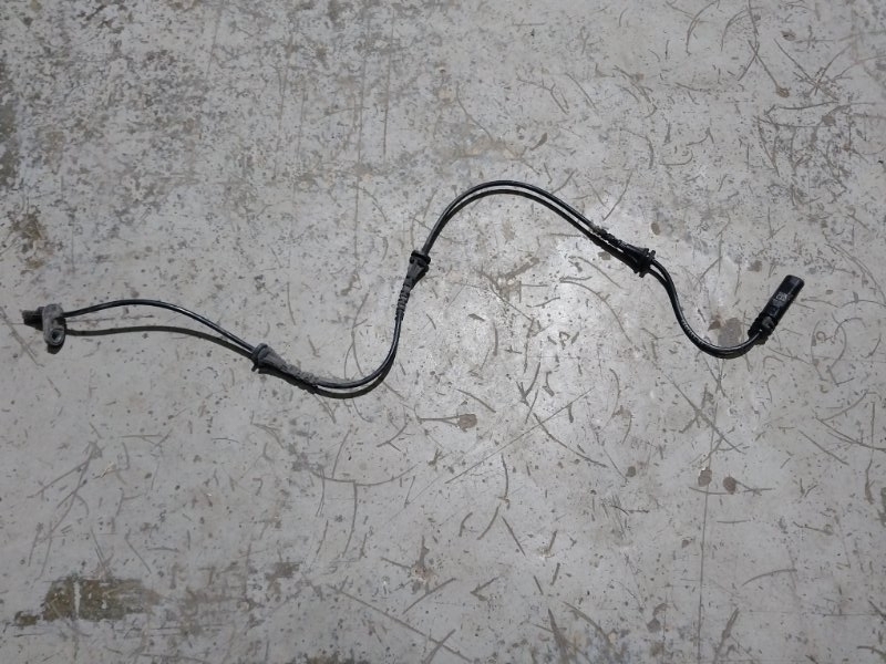 Датчик ABS передний