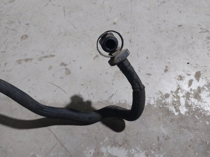 Клапан вентиляции картерных газов