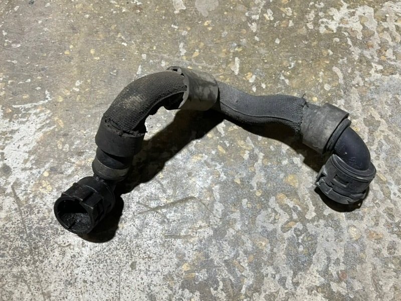 Шланг системы охлаждения