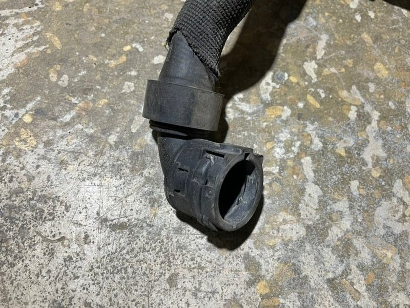 Шланг системы охлаждения