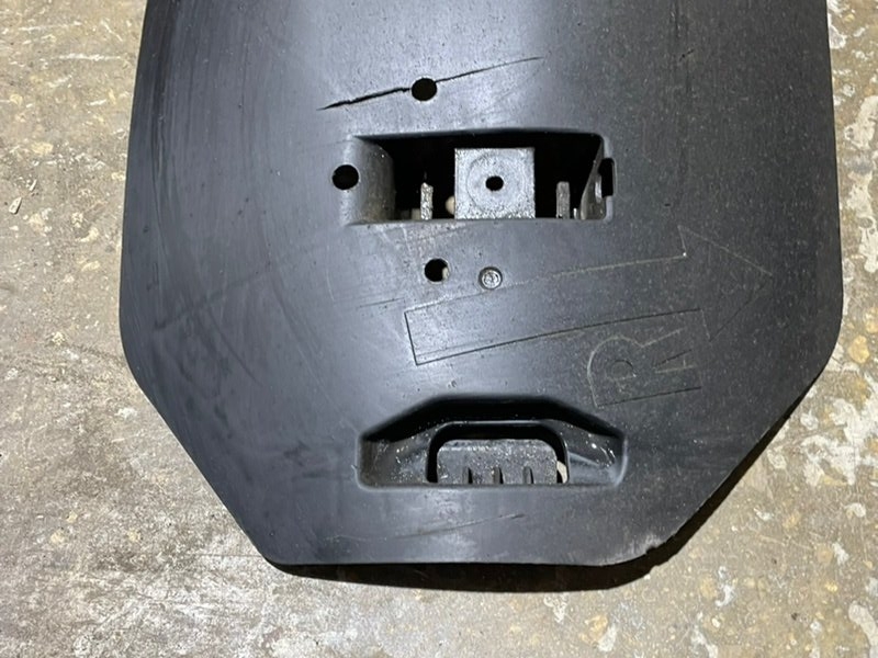 Защита антигравийная правая