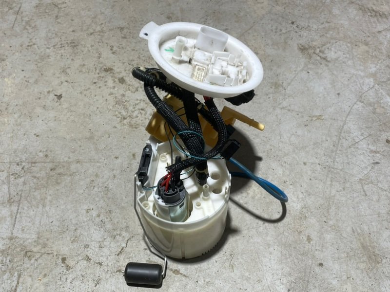 Насос топливный электрический