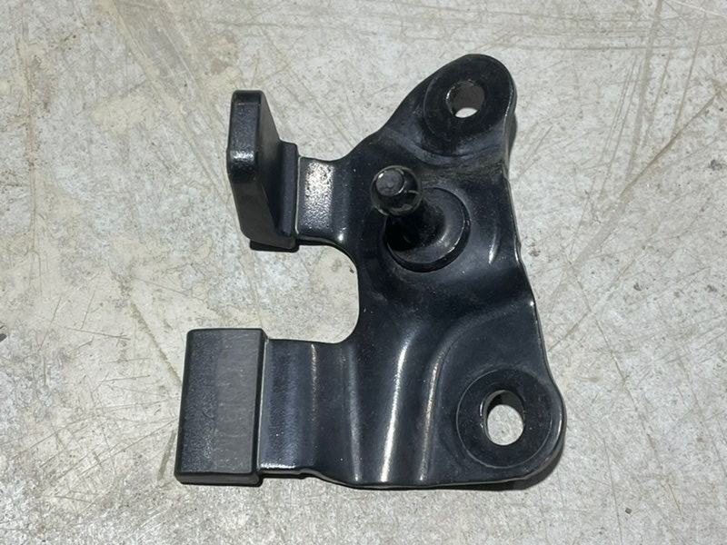 Амортизатор двери багажника