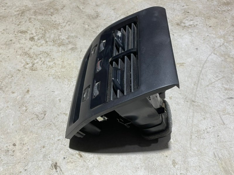 Дефлектор воздушный