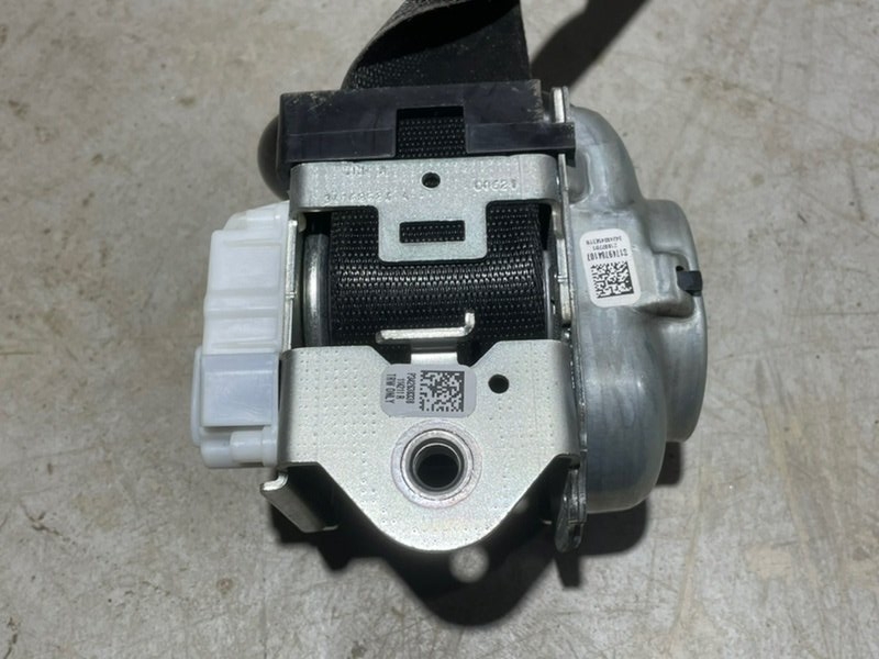 Ремень безопасности