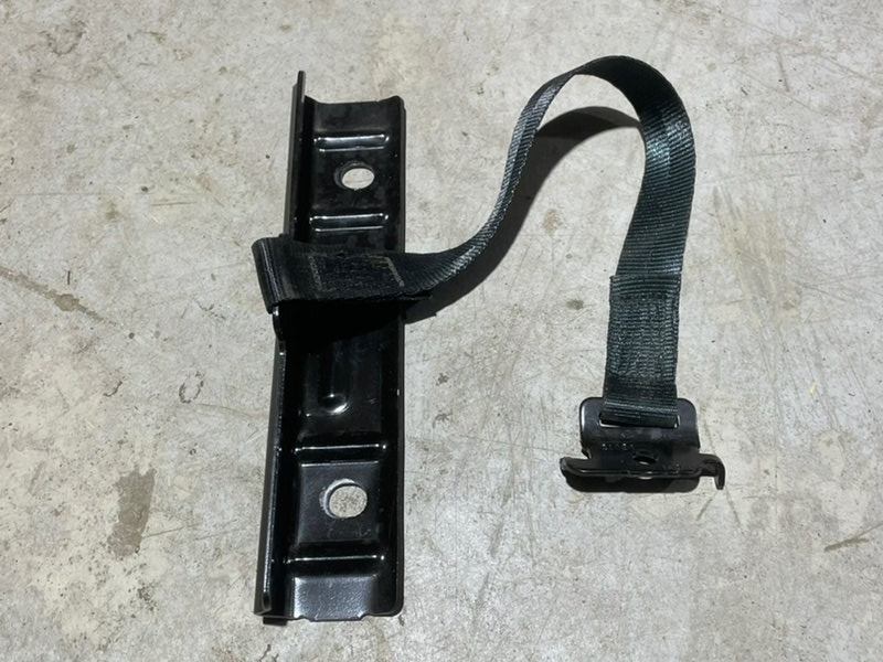 Крепление АКБ (корпус/подставка)