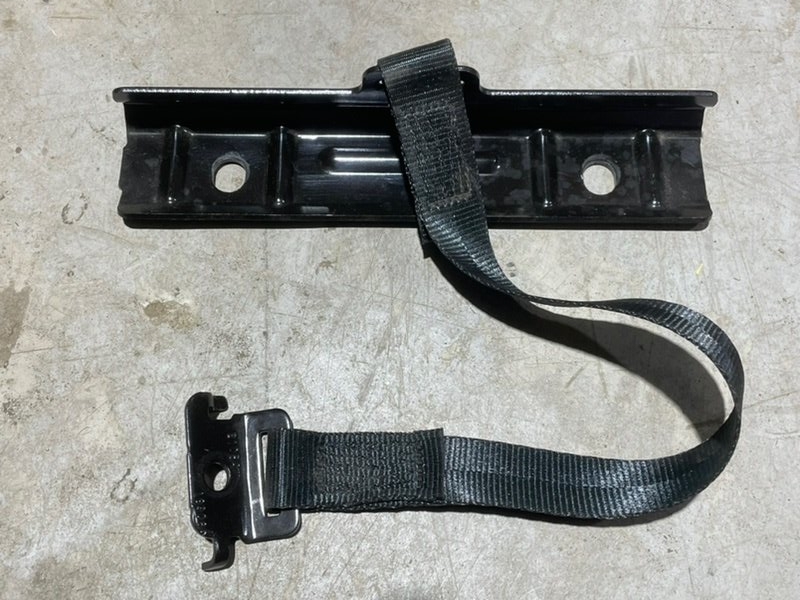 Крепление АКБ (корпус/подставка)