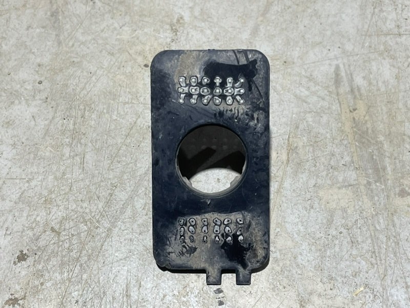 Кронштейн датчика парковки