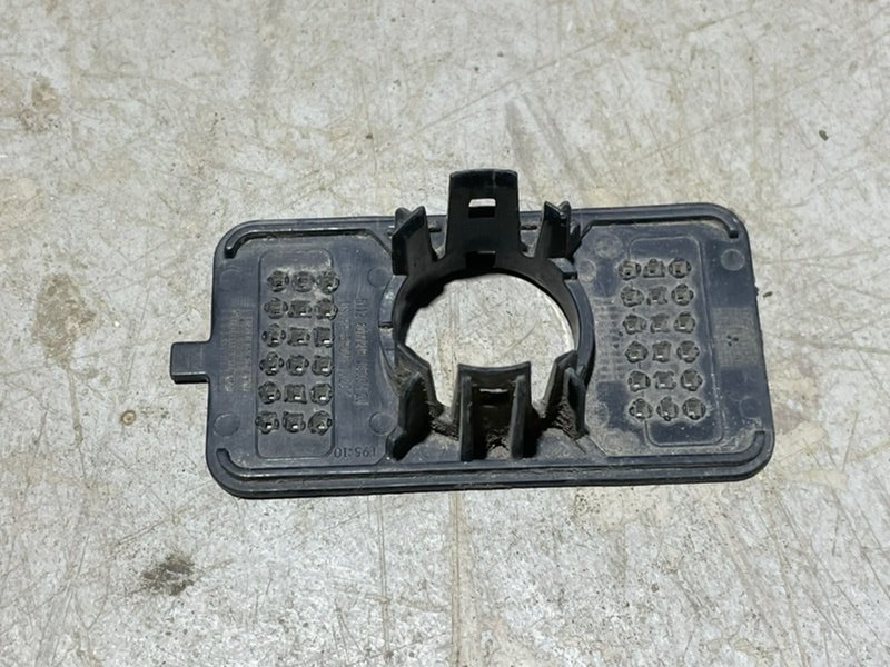 Кронштейн датчика парковки