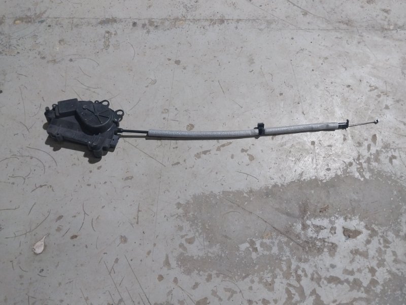 Доводчик двери