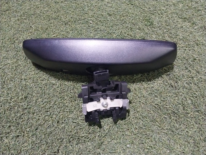 Зеркало заднего вида