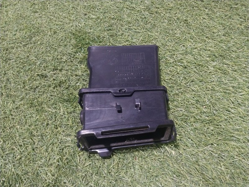 Воздуховод отопителя