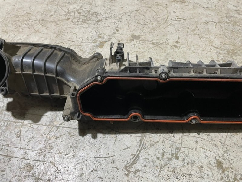 Коллектор впускной