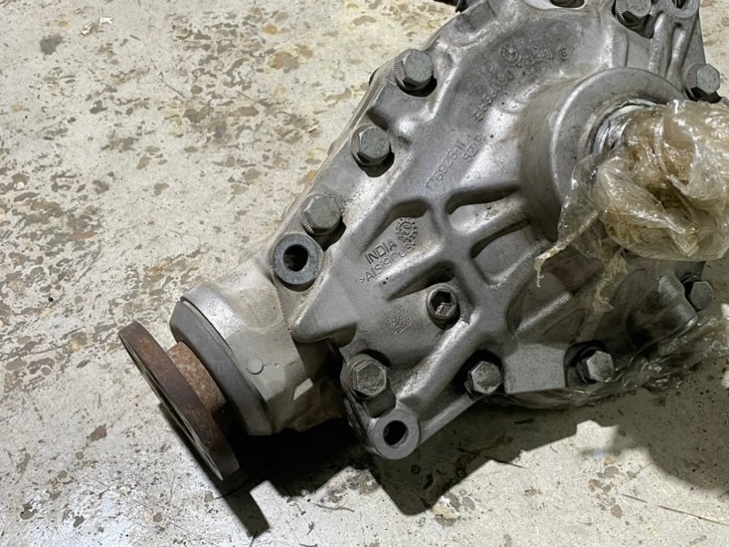 Редуктор переднего моста