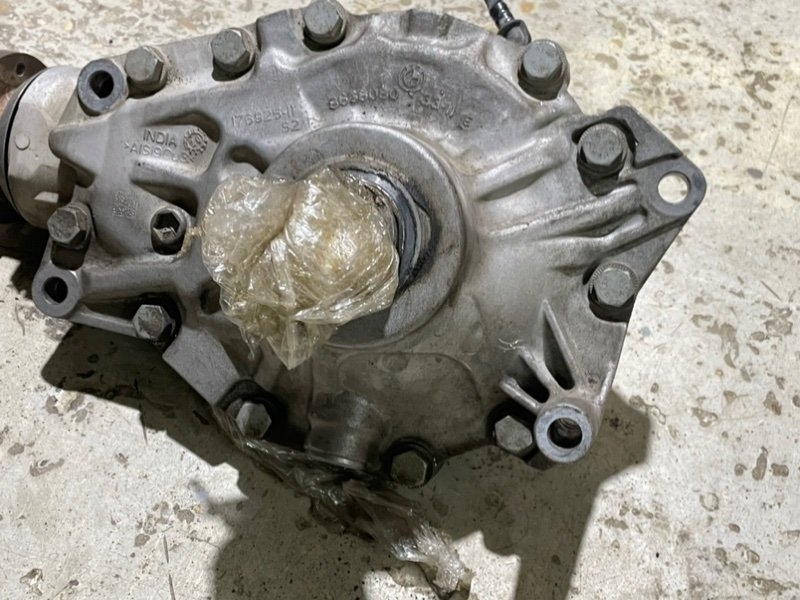 Редуктор переднего моста