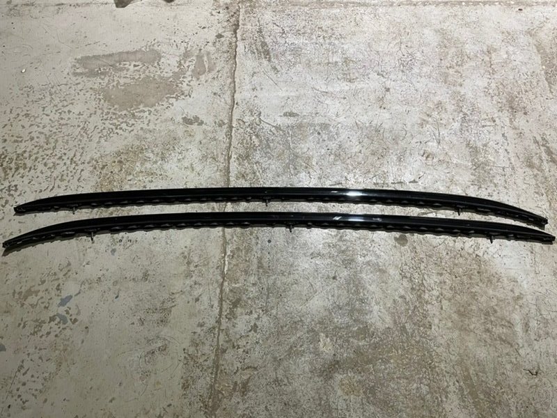 Рейлинги (релинг) к-кт (планки на крышу)