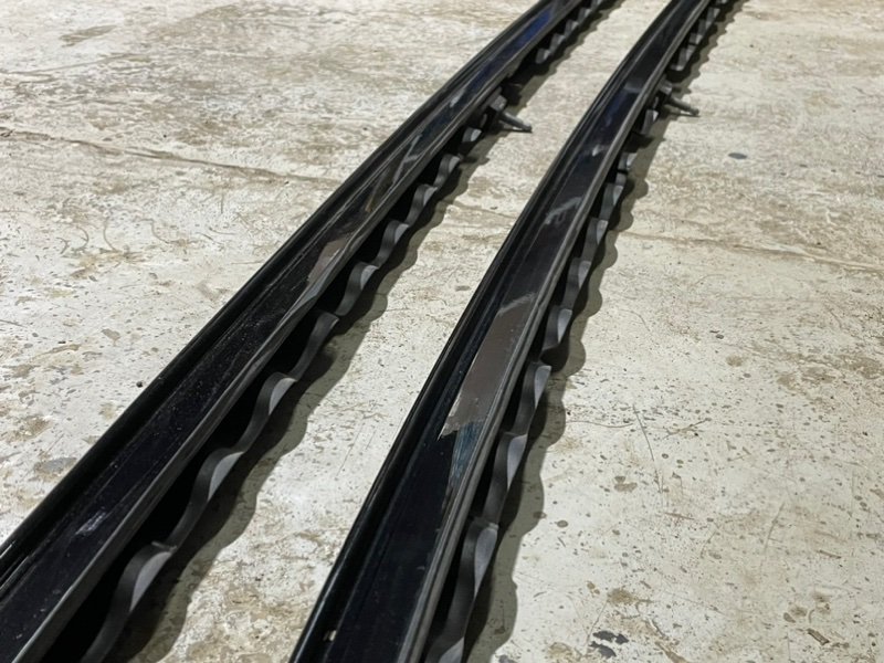 Рейлинги (релинг) к-кт (планки на крышу)