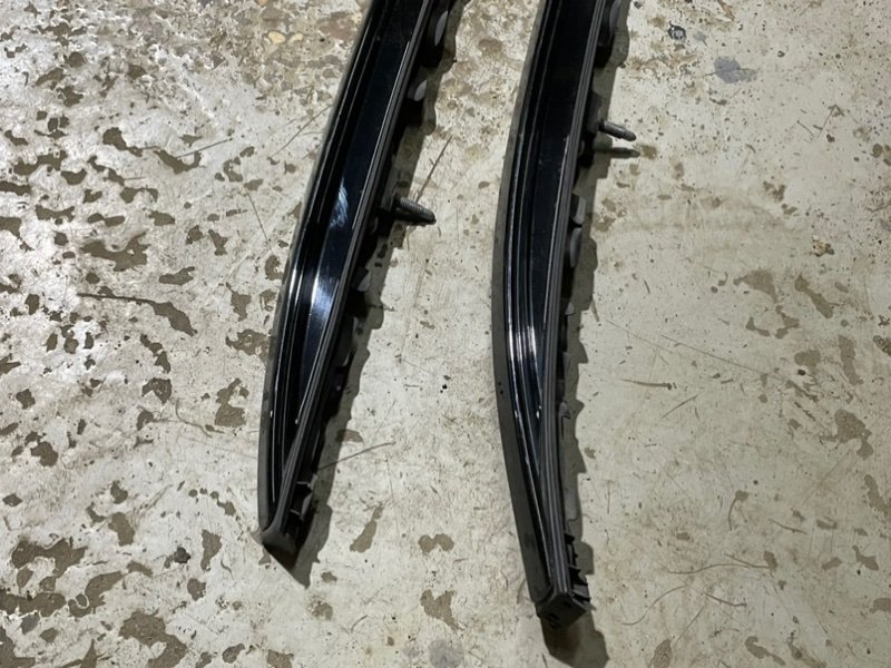 Рейлинги (релинг) к-кт (планки на крышу)