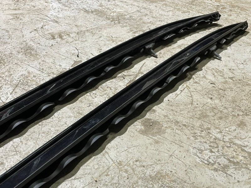 Рейлинги (релинг) к-кт (планки на крышу)