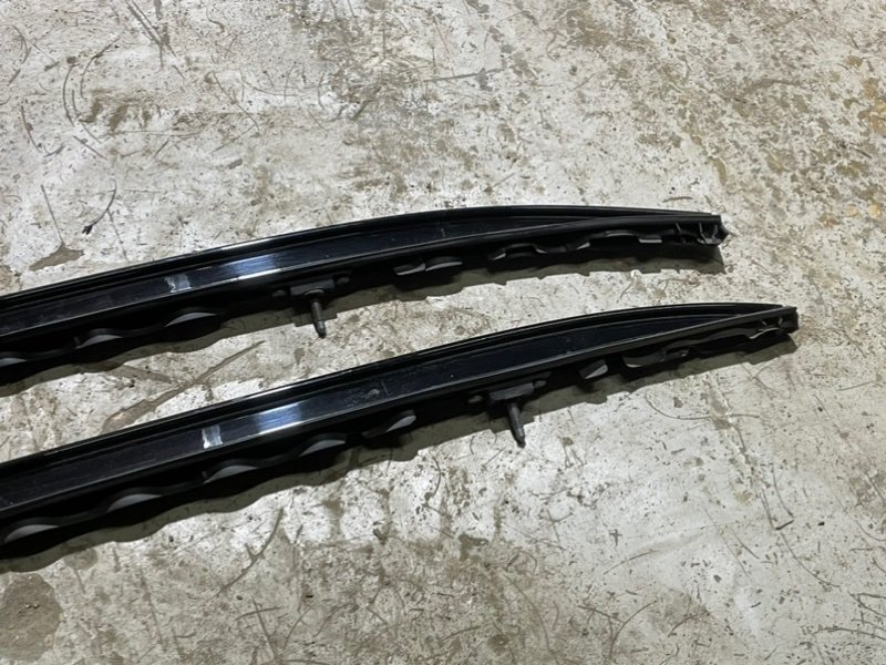 Рейлинги (релинг) к-кт (планки на крышу)