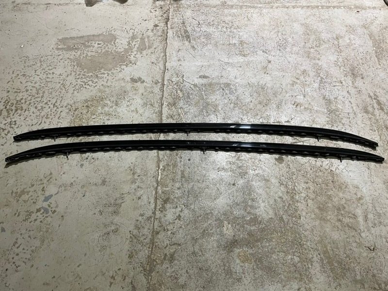 Рейлинги (релинг) к-кт (планки на крышу)