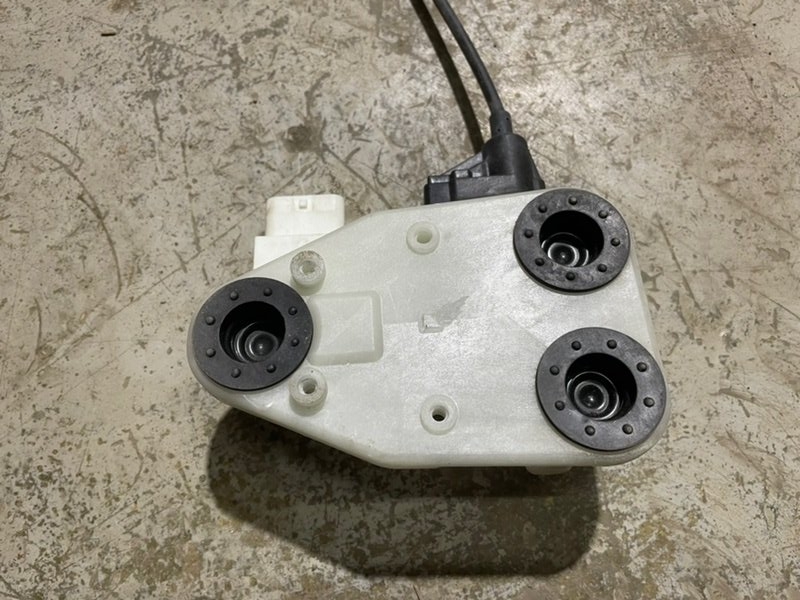 Доводчик двери