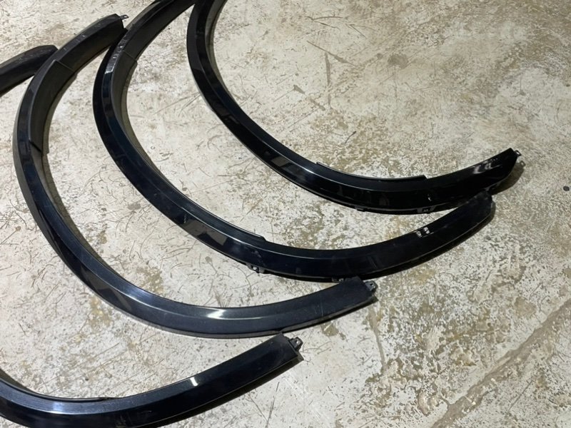 Накладка (кузов наружные)