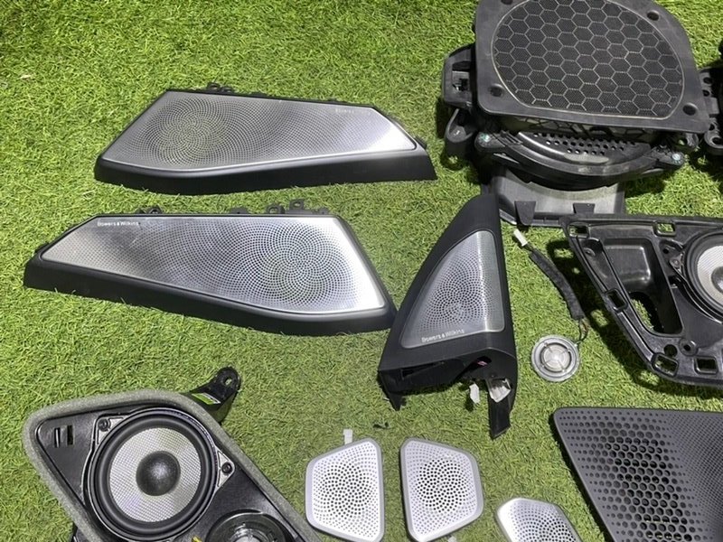 Комплект акустики Bowers & Wilkins