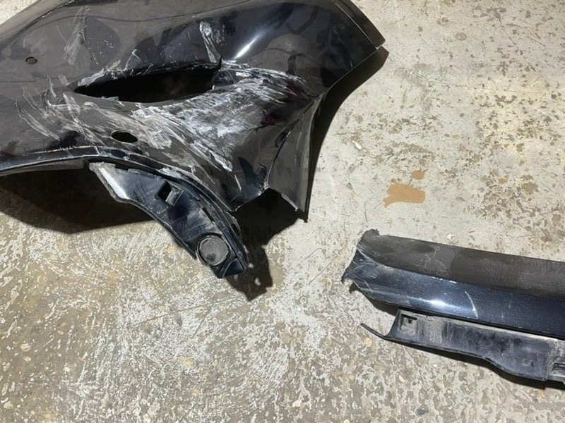 Бампер задний