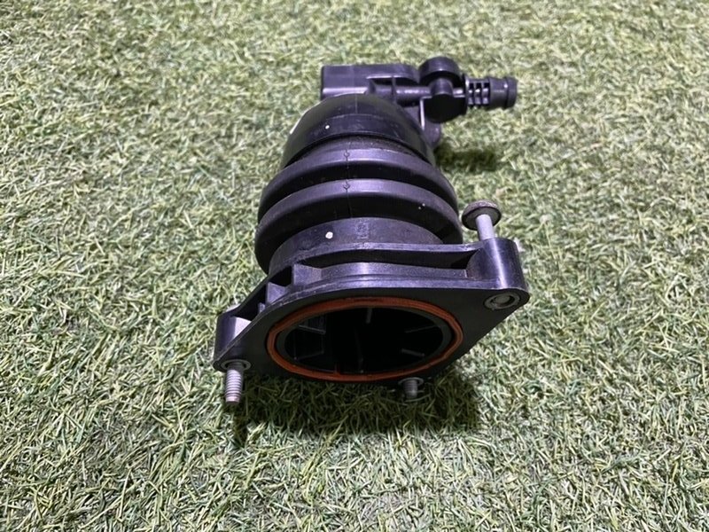 Патрубок воздушного фильтра