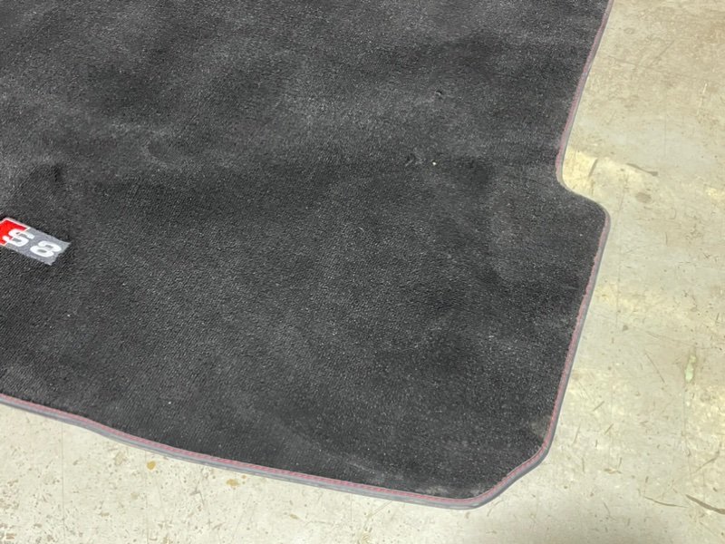 Покрытие напольное (ковролин)