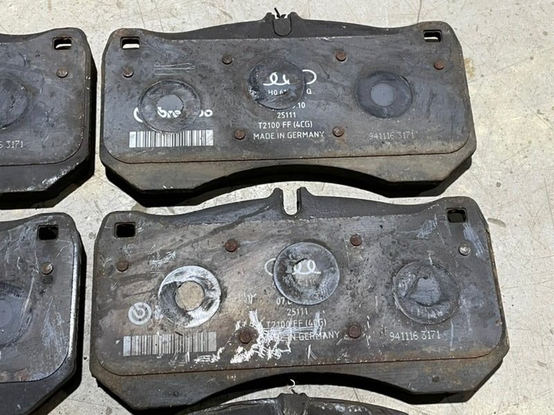 Колодки тормозные передние к-т