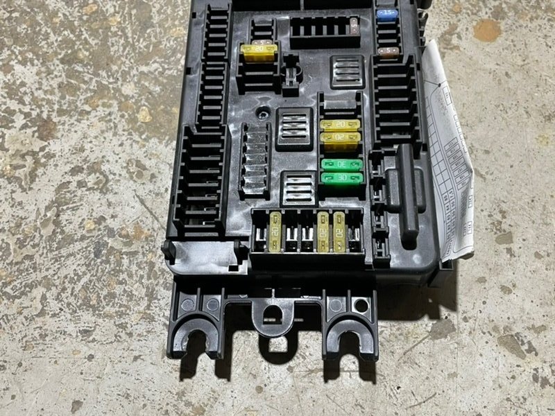 Блок предохранителей