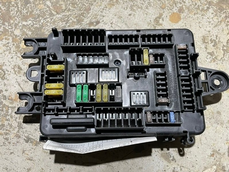 Блок предохранителей