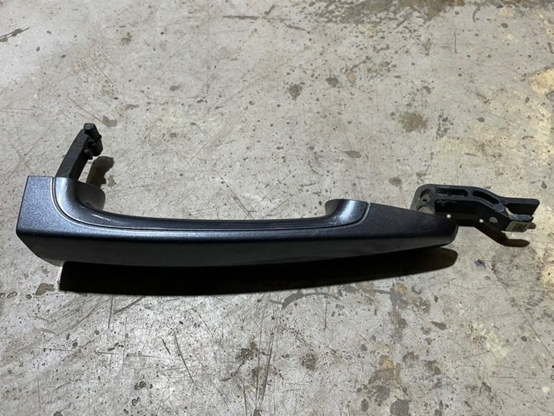 Ручка двери наружная правая