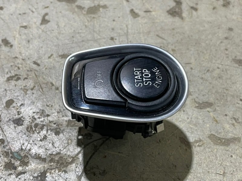 Кнопка запуска двигателя