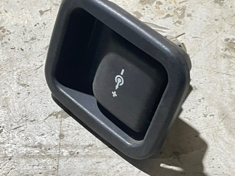 Гнездо прикуривателя