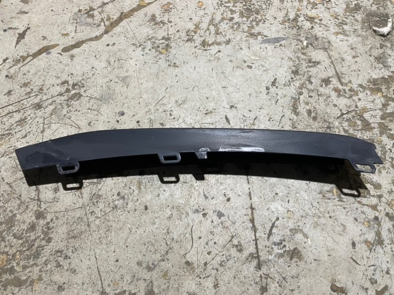 Решетка в бампер левая